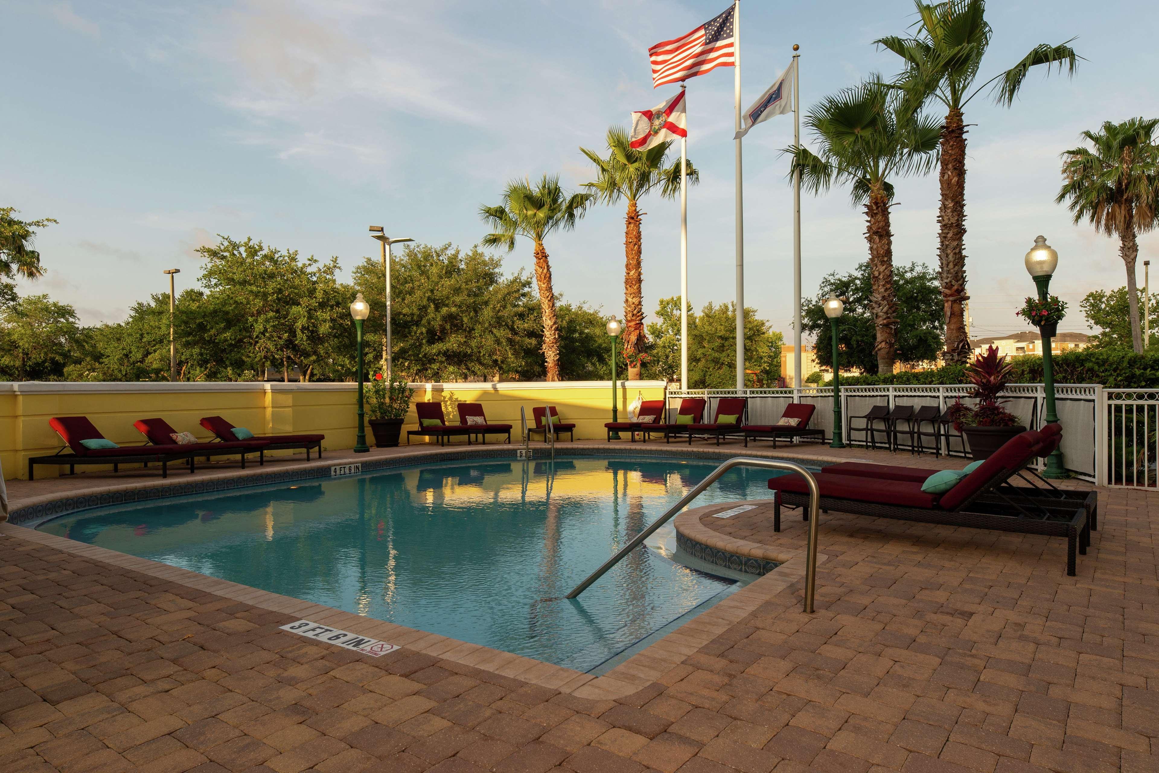 Hampton Inn & Suites Jacksonville Deerwood Park Esterno foto