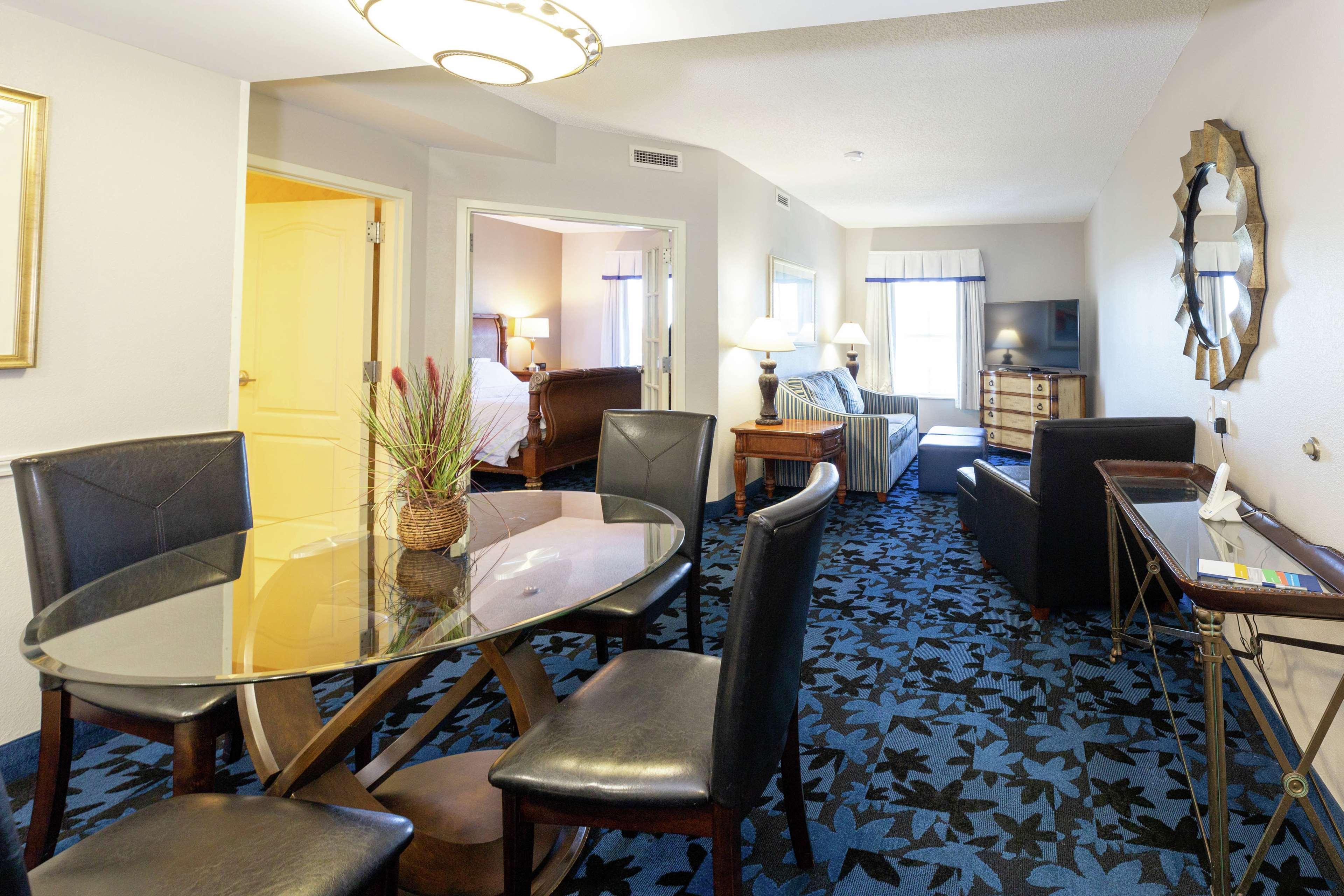 Hampton Inn & Suites Jacksonville Deerwood Park Esterno foto