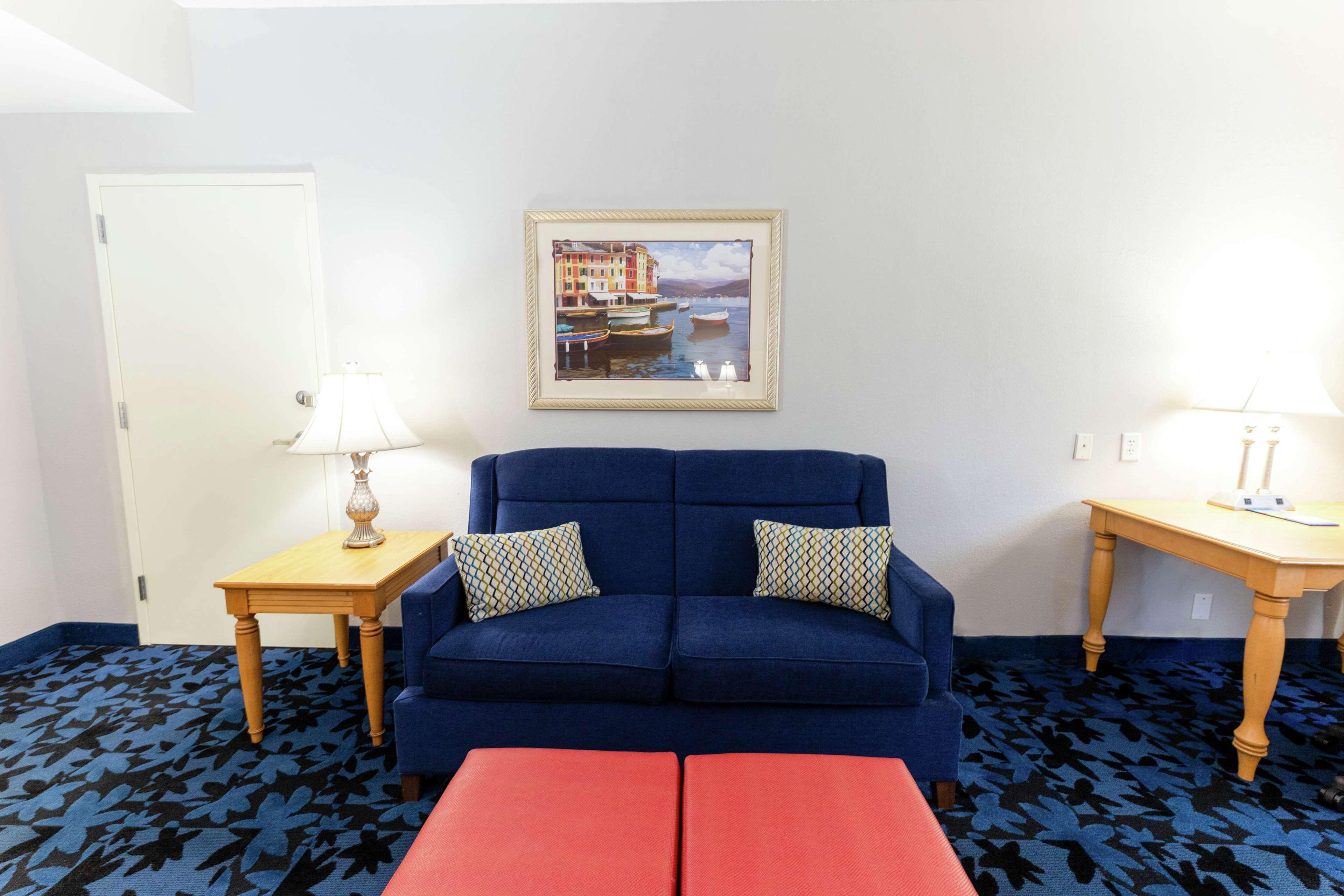 Hampton Inn & Suites Jacksonville Deerwood Park Esterno foto