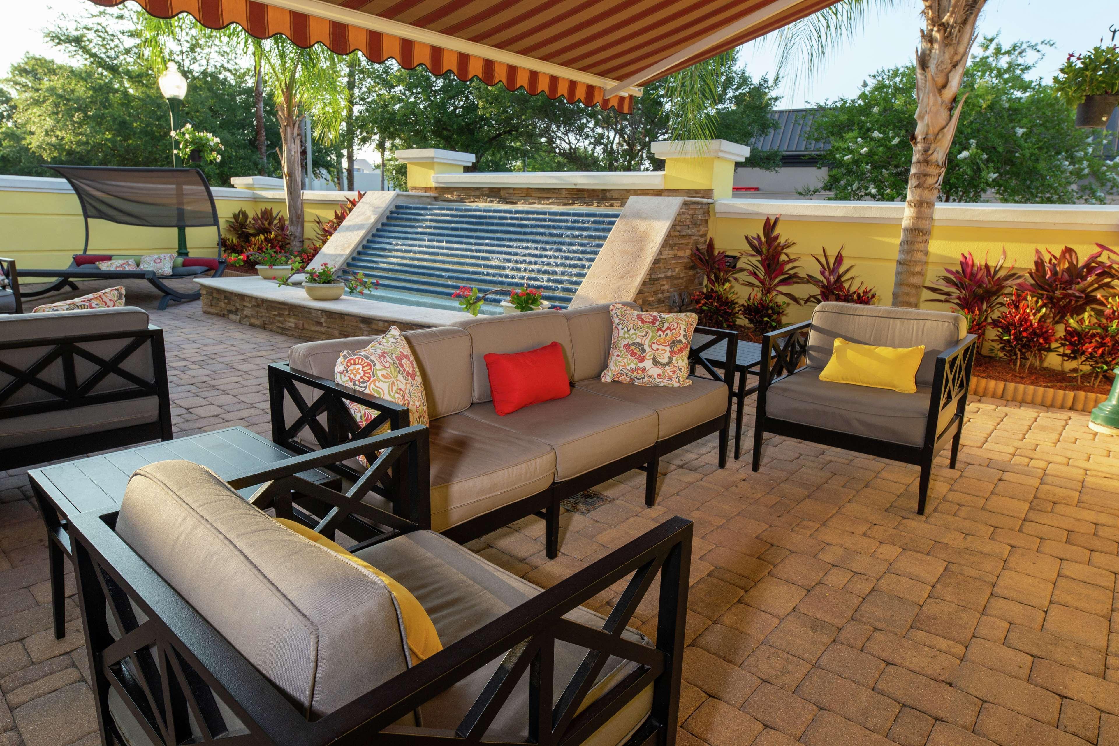 Hampton Inn & Suites Jacksonville Deerwood Park Esterno foto